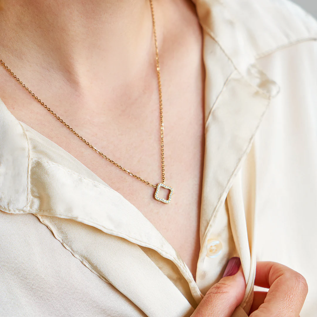Fiona Chic Necklace - Image 2