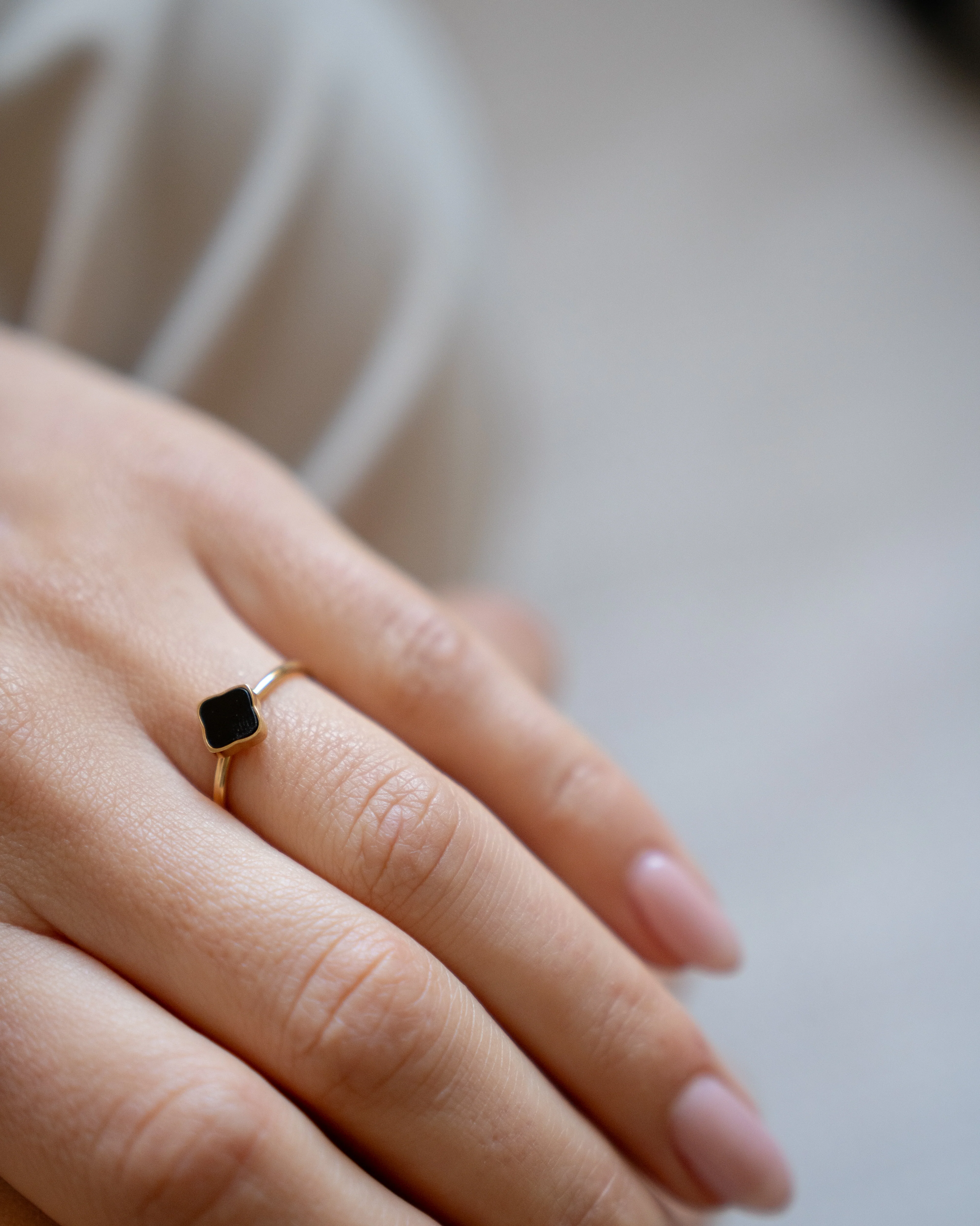 Flora Gold Black Ring - Image 3
