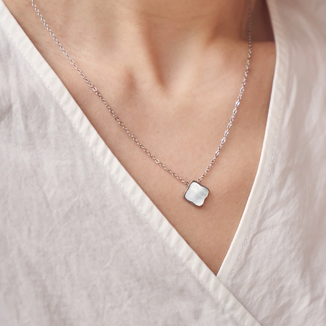 Flora Silver White Necklace - Image 5